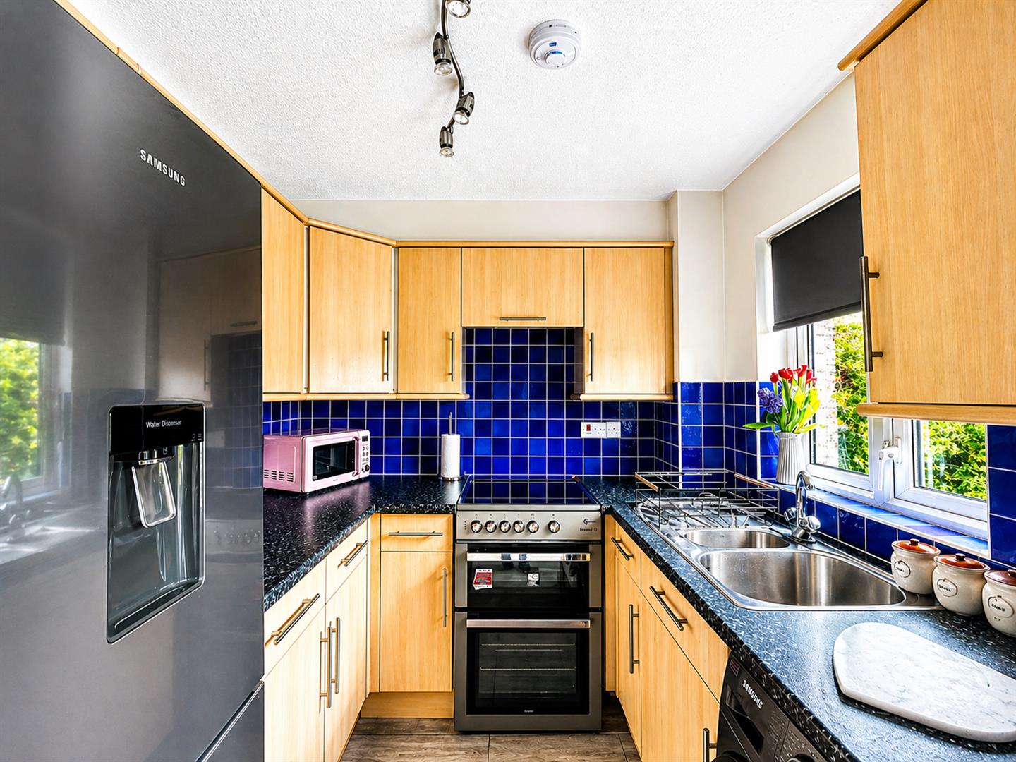 Dover Gardens, Carshalton